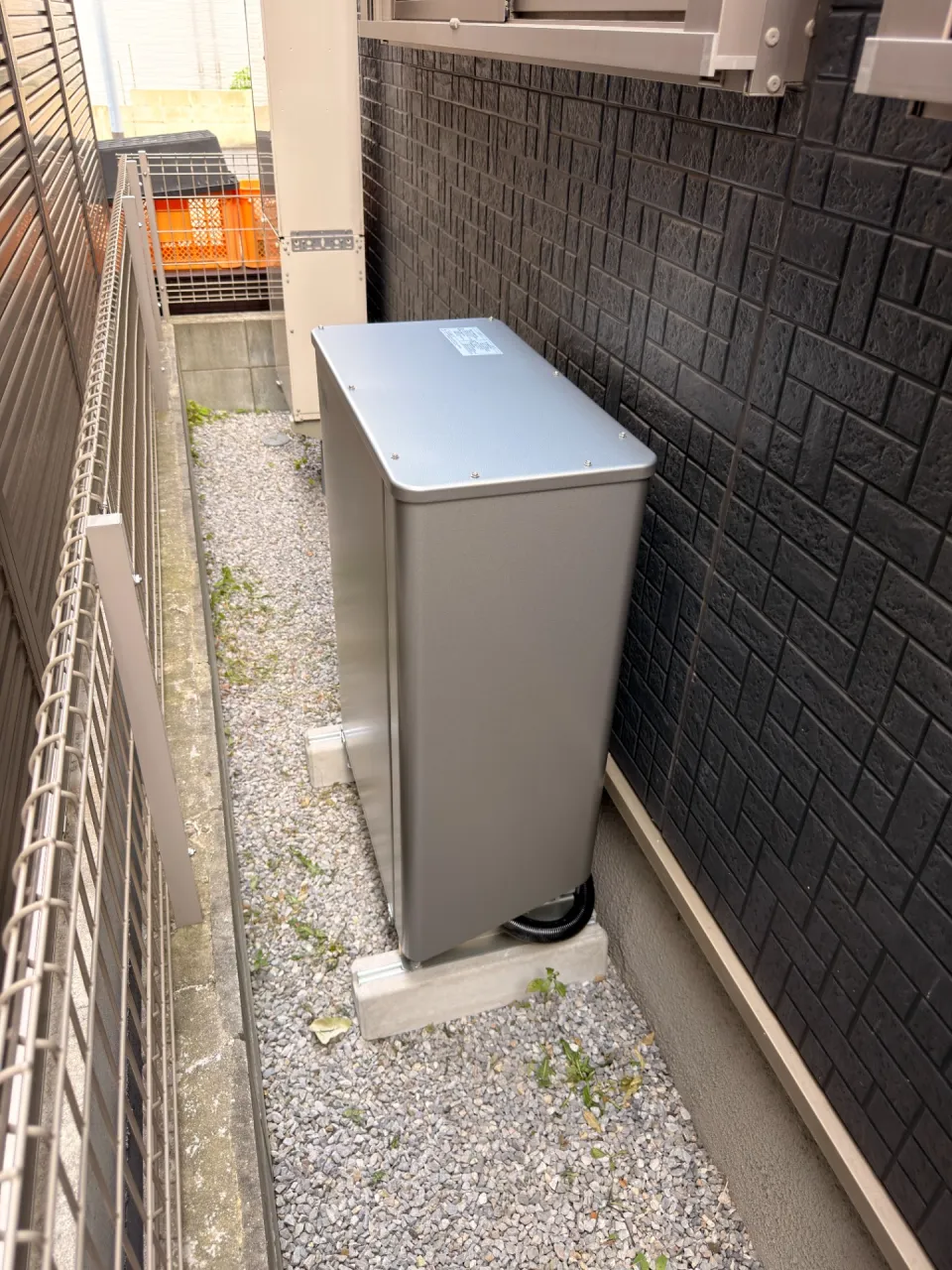 オムロン12.7kw　蓄電池